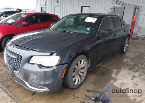 2018 Chrysler 300 Touring L из США, поврежденный, VIN 2C3CCAAG3JH274879